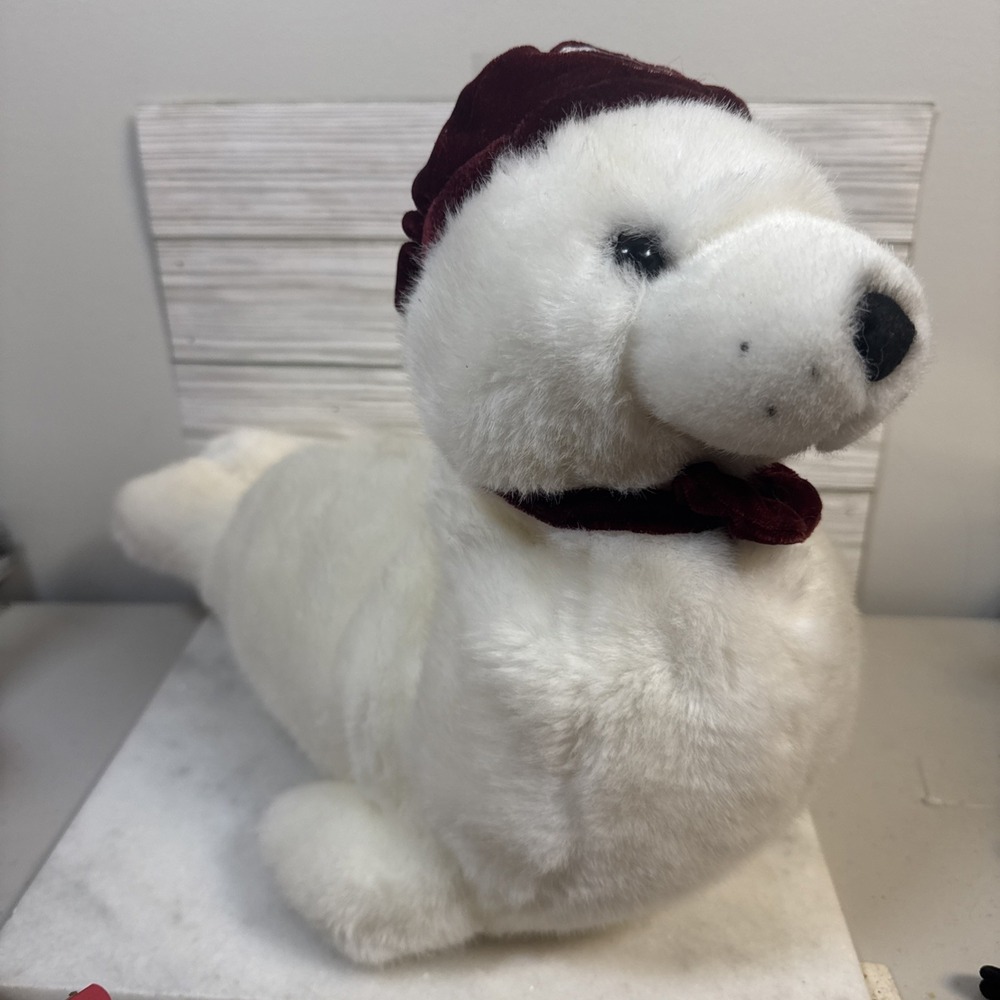 Vtg SKM Enterprises /The Cherish Collection {Harp Seal} Cap & Bow '2001 Plush!